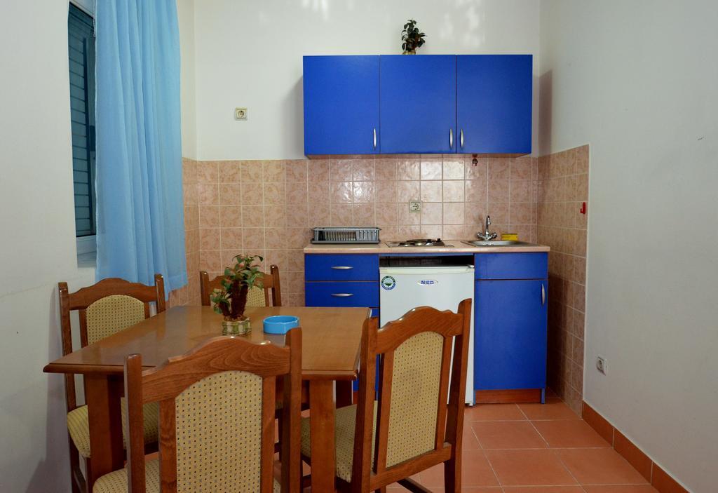 Guest House Villa Iva Budva Rom bilde